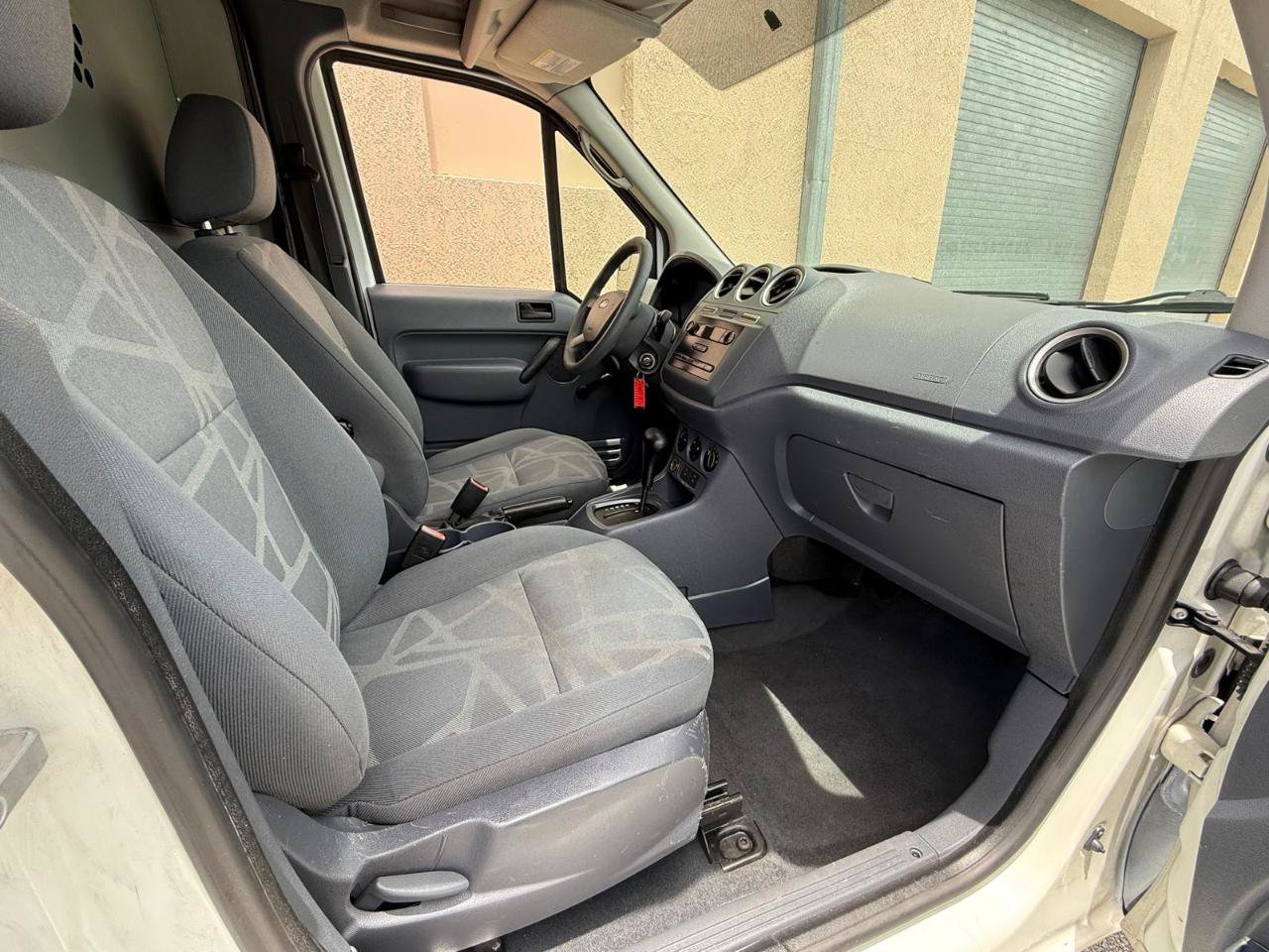 Used 2013 Ford Transit Connect XL FWD image 16