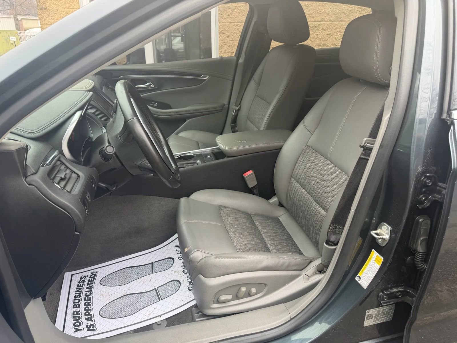 Used 2018 Chevrolet Impala LT image 6