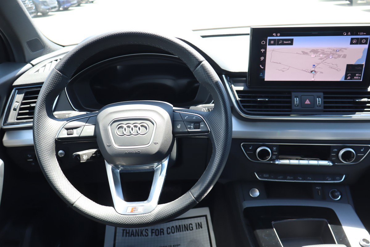 Used 2024 Audi Q5 e Prestige w/ Prestige Package AWD/4WD image 11