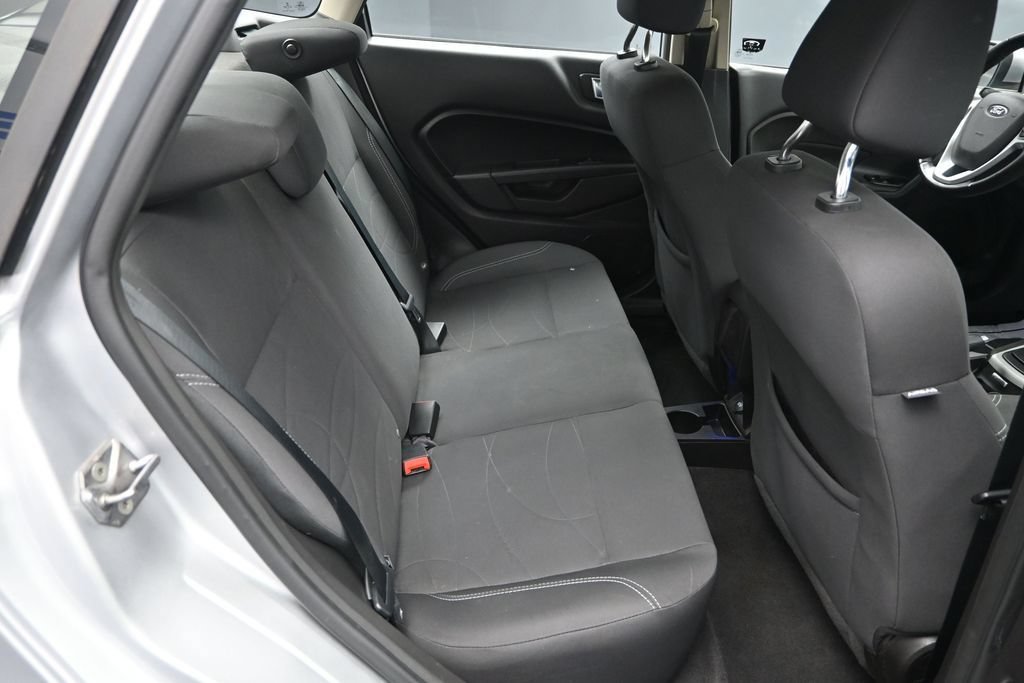 Used 2016 Ford Fiesta SE w/ Cold Weather Package FWD image 30
