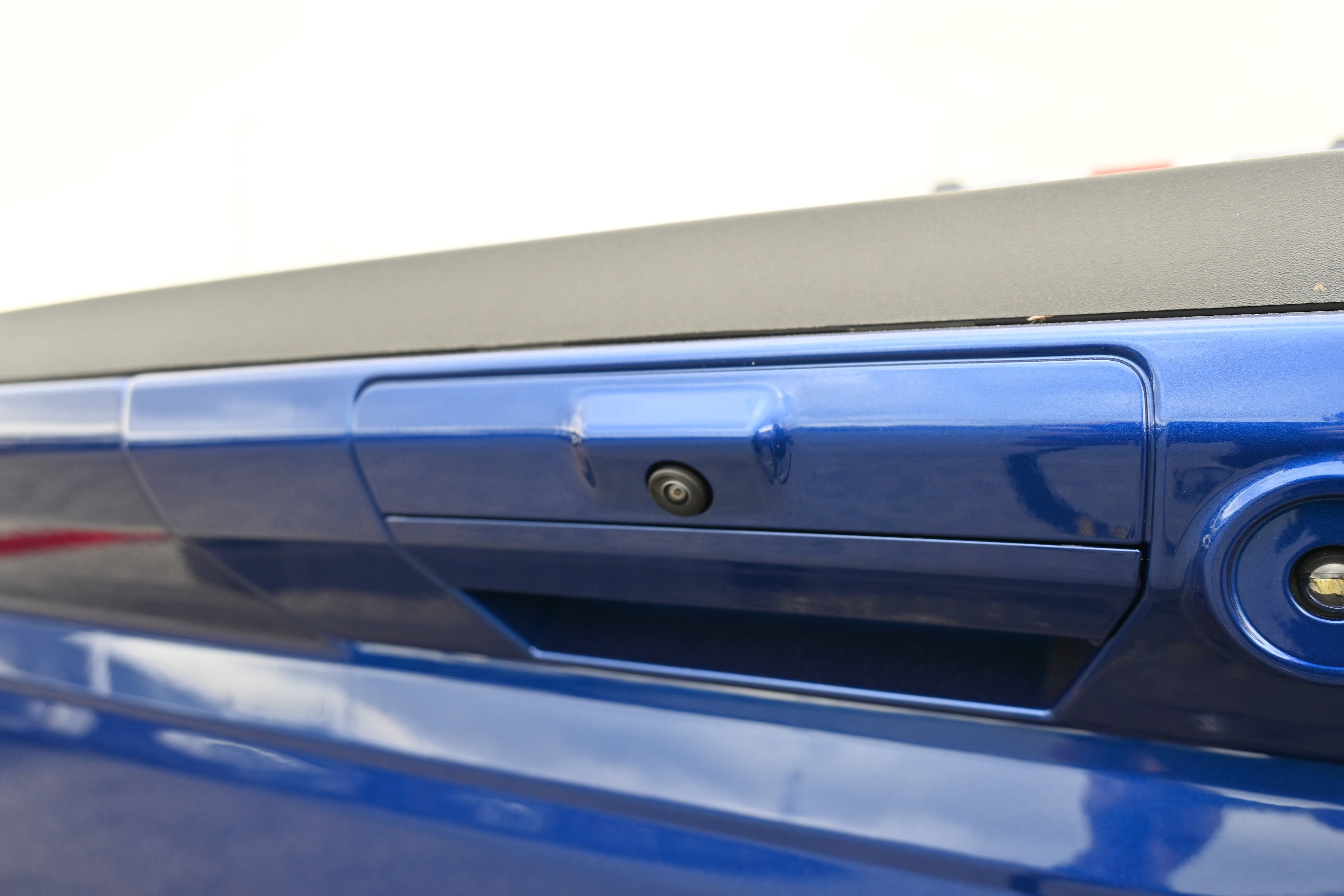 New 2026 Ford F250 Lariat w/ Black Appearance Package image 5