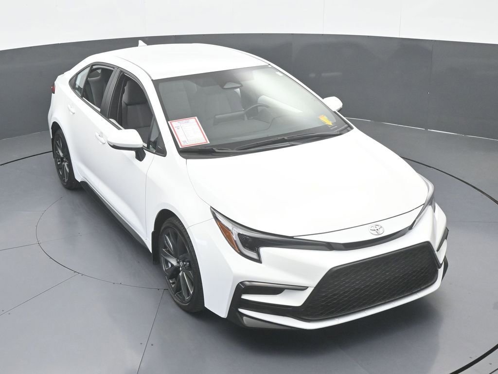 Used 2024 Toyota Corolla SE image 48