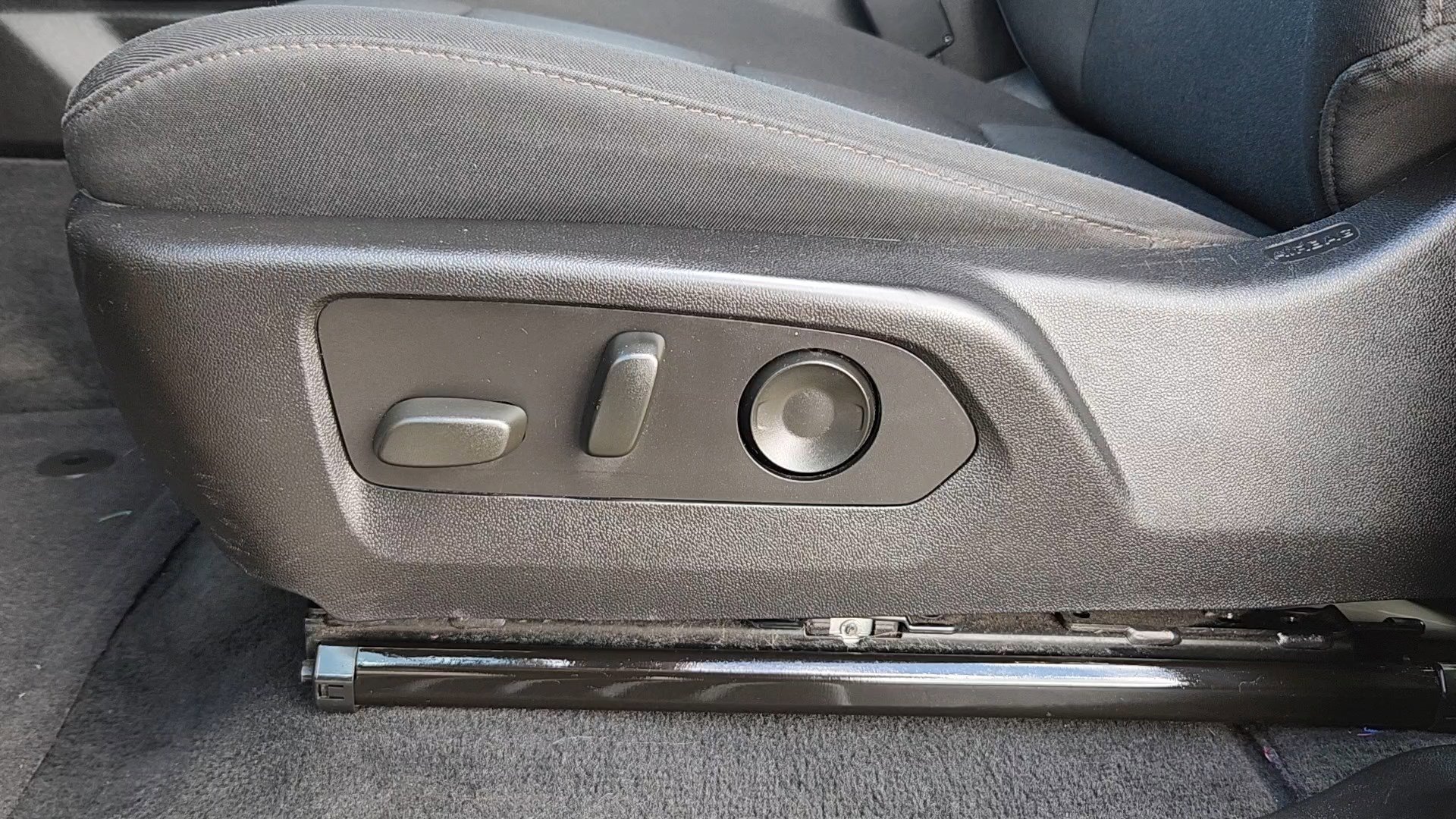 Used 2024 Chevrolet Colorado Trail Boss w/ Technology Package image 9