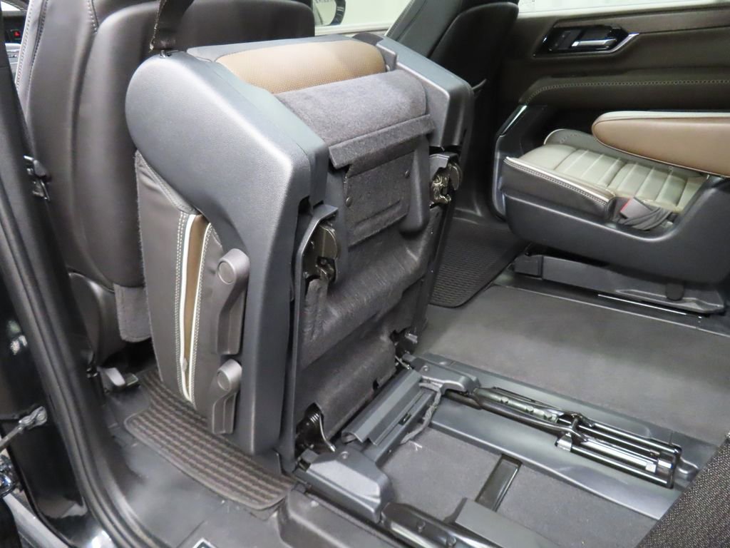 Used 2025 GMC Yukon Denali Ultimate image 73