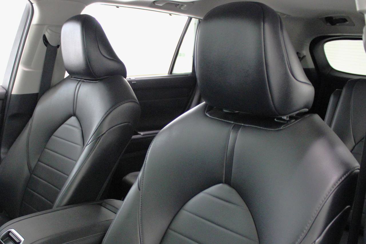 Used 2021 Toyota Highlander XLE image 29