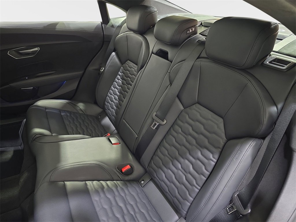 New 2025 Audi RS e-tron GT performance image 13