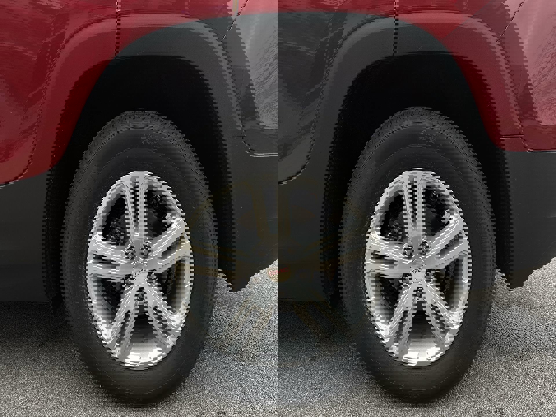 Certified 2024 GMC Terrain SLE w/ Driver Convenience Package image 34