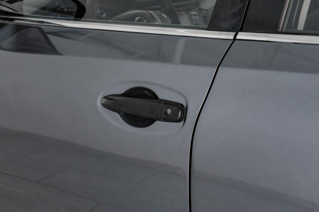 Used 2016 Nissan Rogue S AWD/4WD image 36