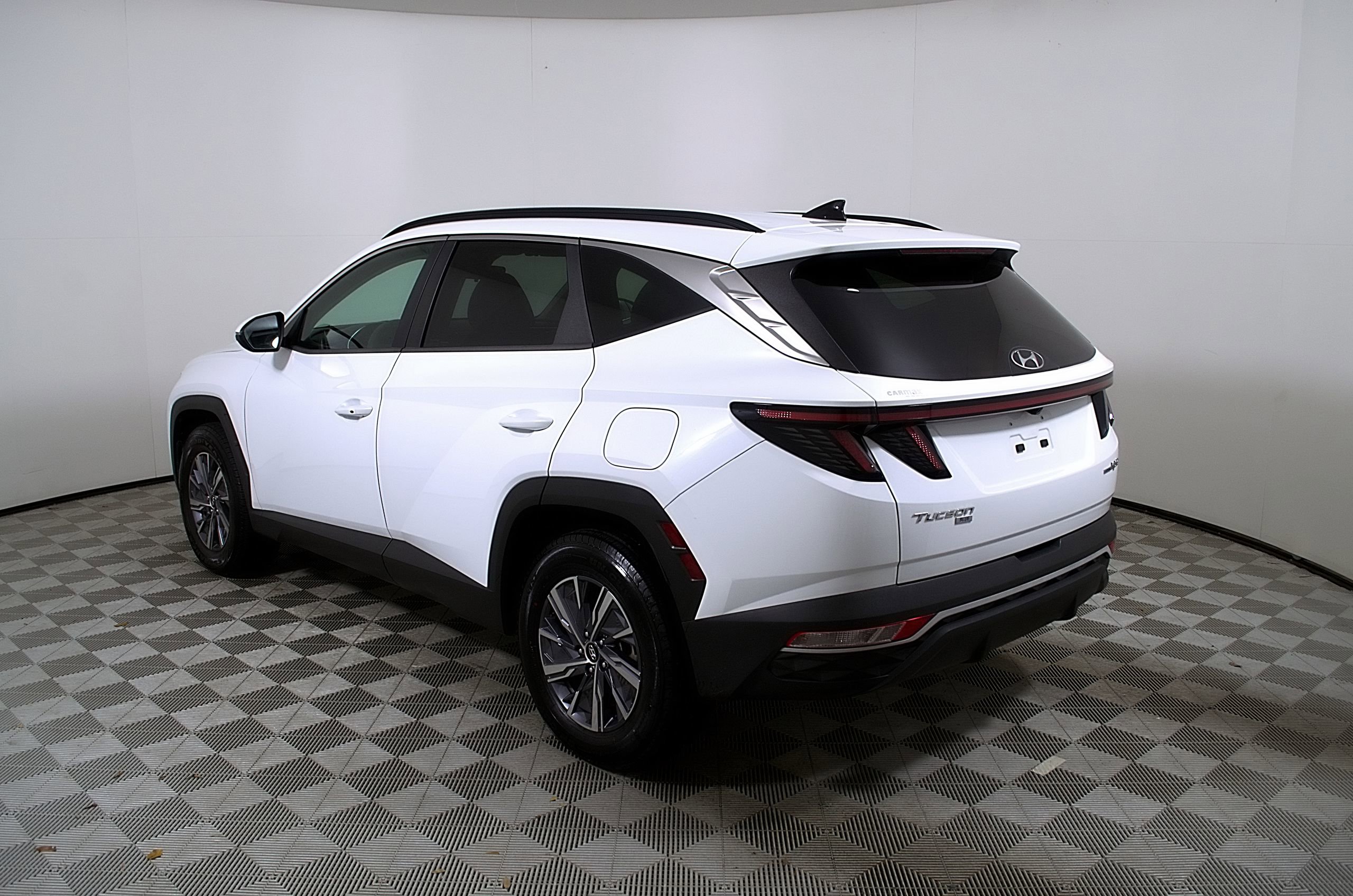 Used 2022 Hyundai Tucson Blue AWD/4WD image 9