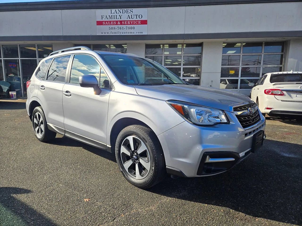 Used 2018 Subaru Forester 2.5i Premium w/ All-Weather Package image 27