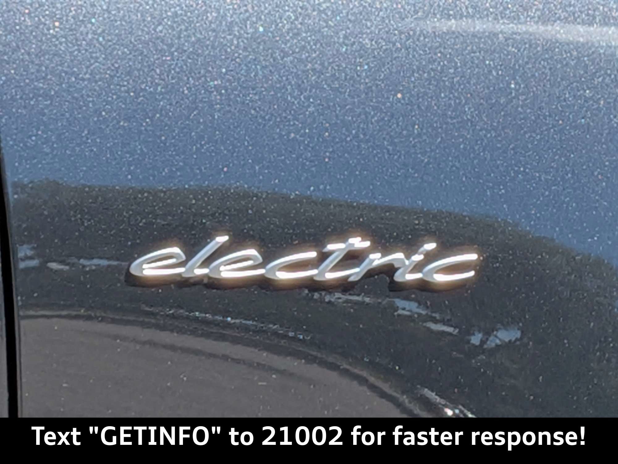 Used 2025 Porsche Macan Electric RWD image 14