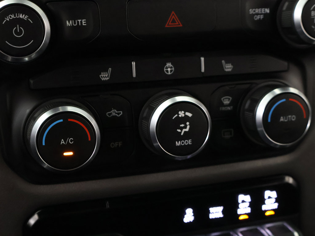 Used 2020 RAM 1500 Big Horn AWD/4WD image 45