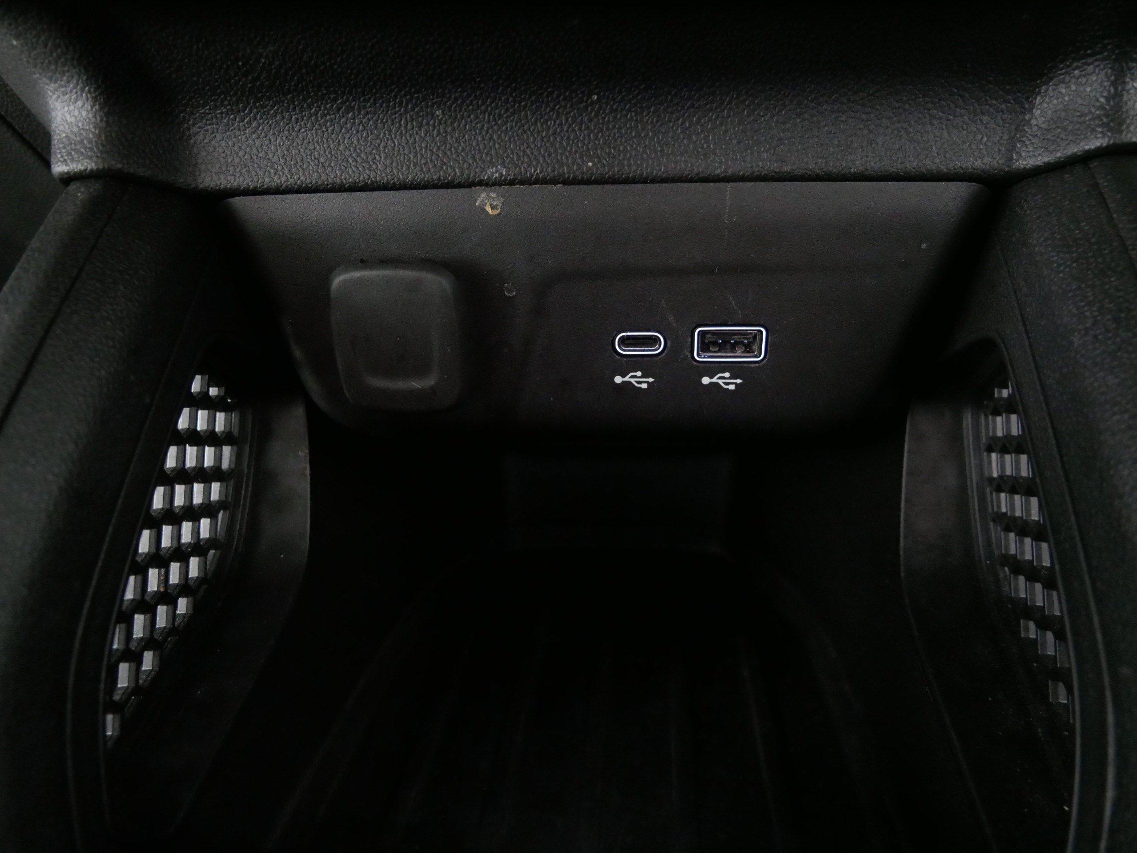 Used 2025 Chevrolet TrailBlazer LT image 30