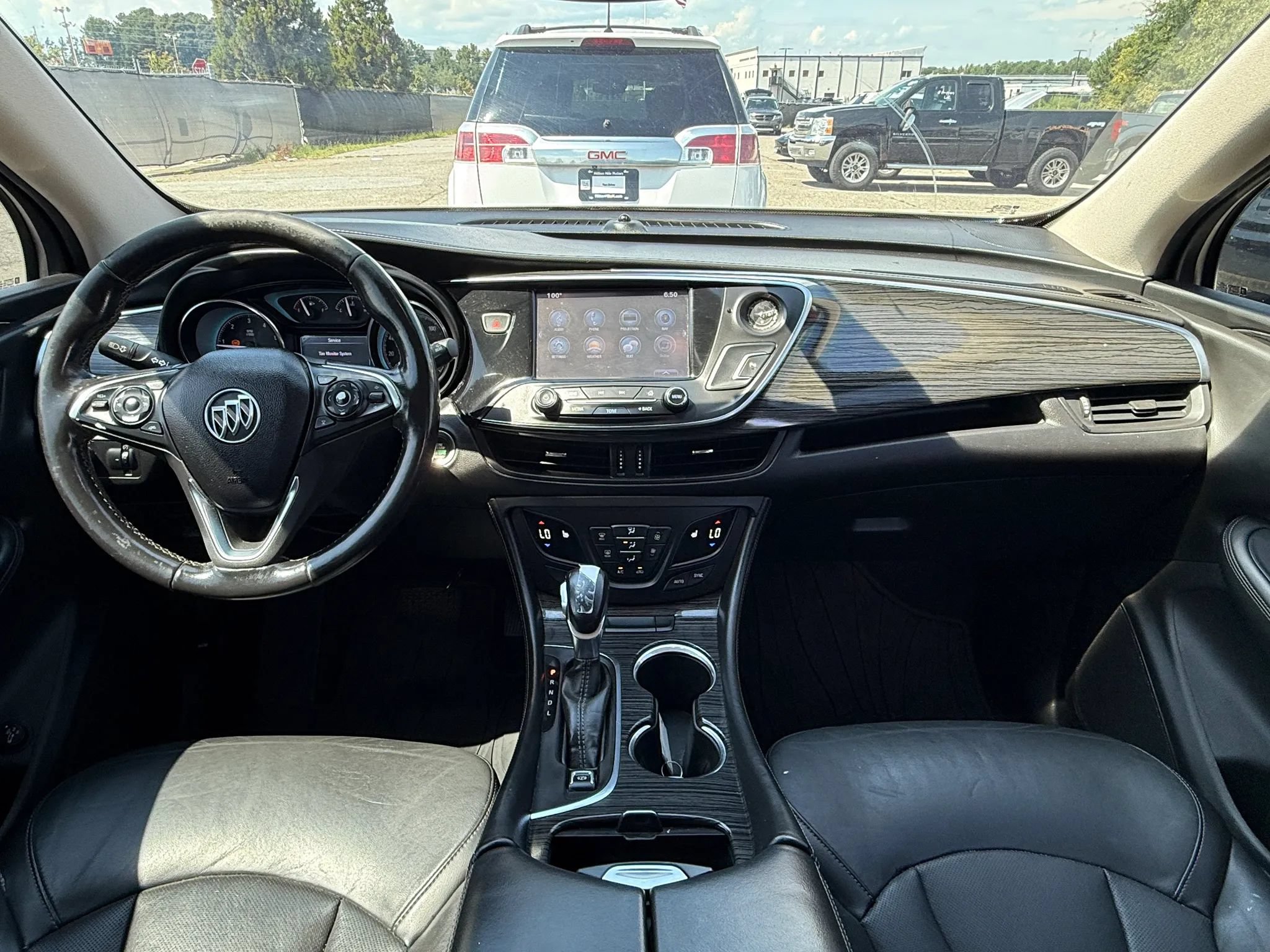 Used 2017 Buick Envision Essence FWD image 3