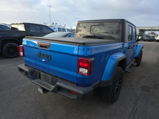 Certified 2022 Jeep Gladiator Sport image 4