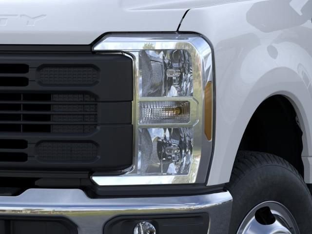New 2026 Ford F350 XL AWD/4WD image 18