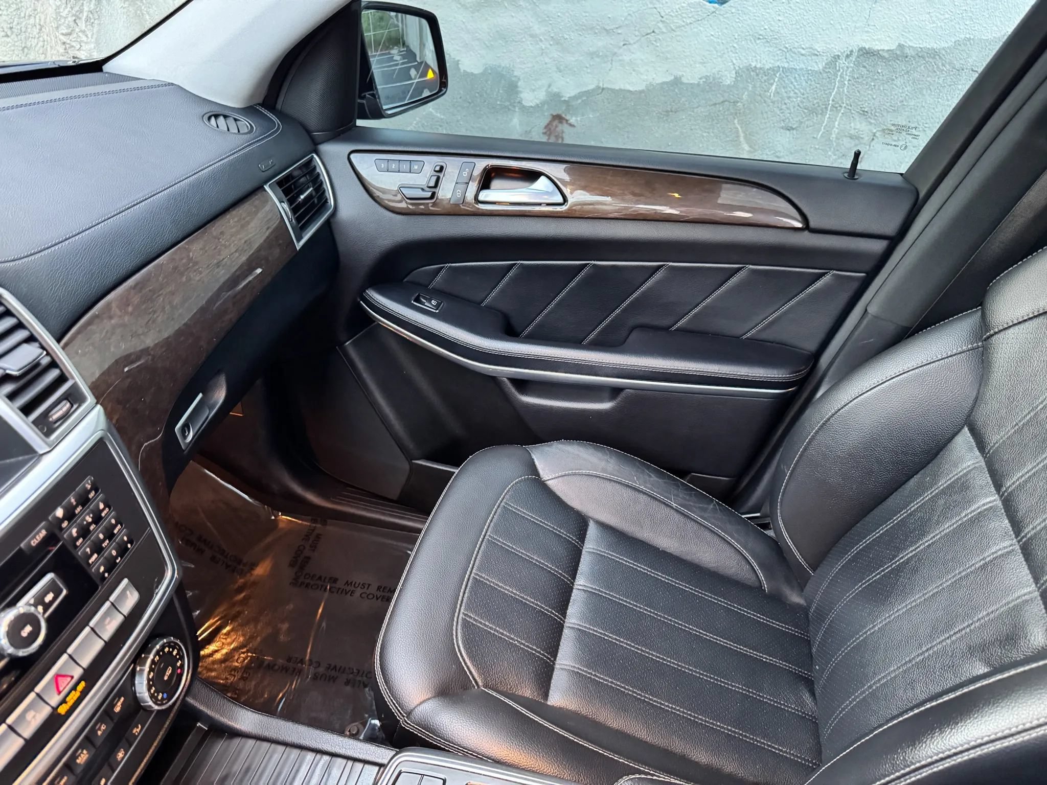 Used 2014 Mercedes-Benz GL 450 4MATIC image 17