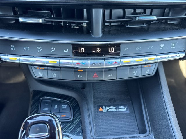 Used 2023 Cadillac CT5 Luxury image 6