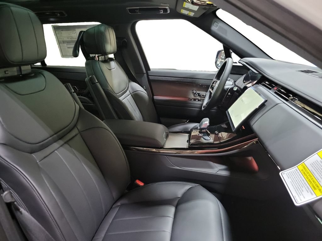 New 2026 Land Rover Range Rover Sport Dynamic SE AWD/4WD image 29