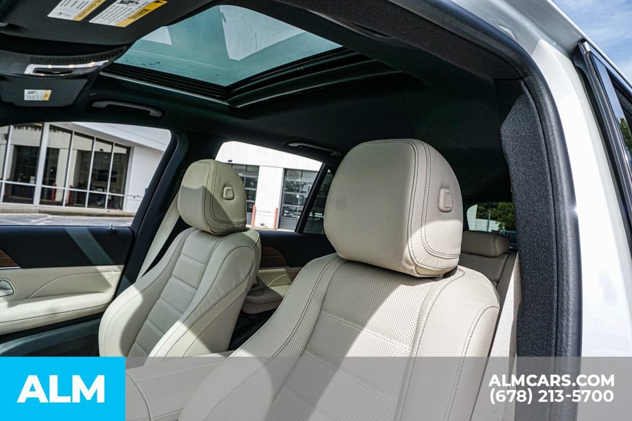 Used 2025 Mercedes-Benz GLE 580 4MATIC image 17