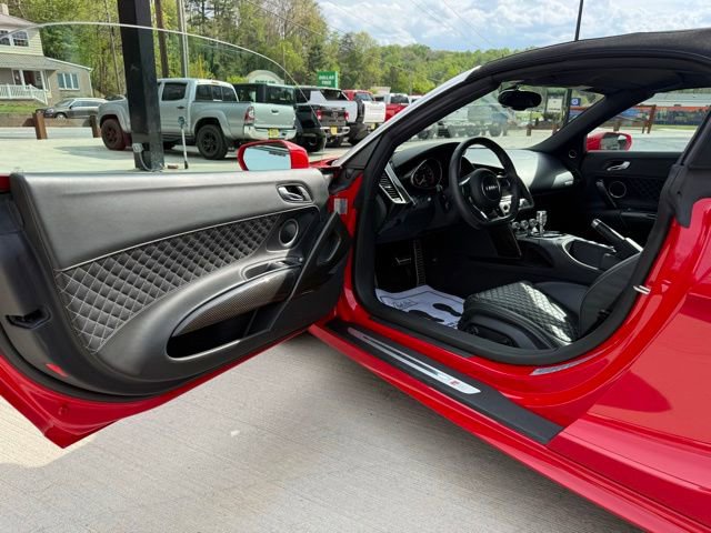 Used 2014 Audi R8 V10 AWD/4WD image 16