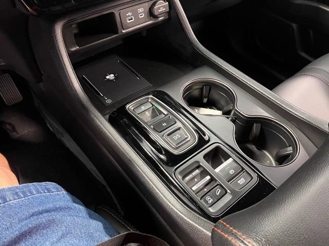 Used 2025 Honda Pilot TrailSport image 30