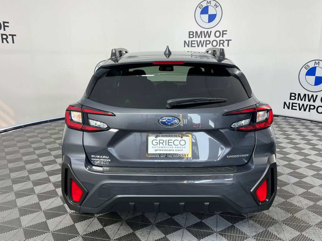 Used 2024 Subaru Crosstrek 2.0i Premium image 12