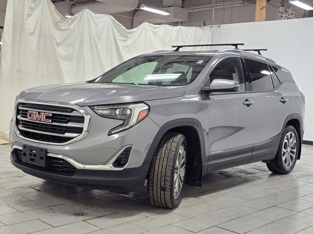 Used 2018 GMC Terrain SLT w/ Preferred Package image 12