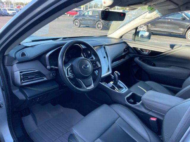 Used 2020 Subaru Outback Onyx Edition XT w/ Popular Package #2 AWD/4WD image 10