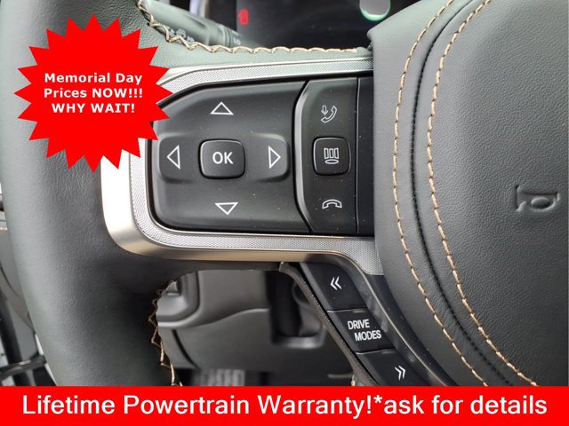 New 2026 RAM 1500 Tungsten w/ Trailer Tow Group AWD/4WD image 16