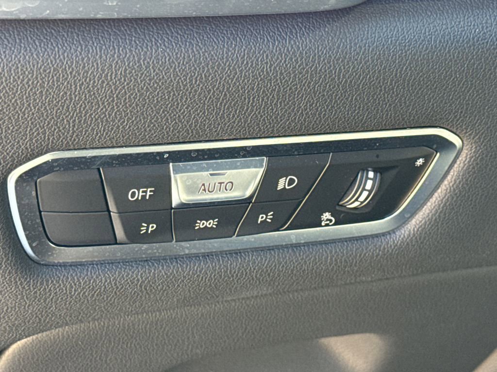 Used 2023 BMW X5 xDrive40i w/ M Sport Package image 24