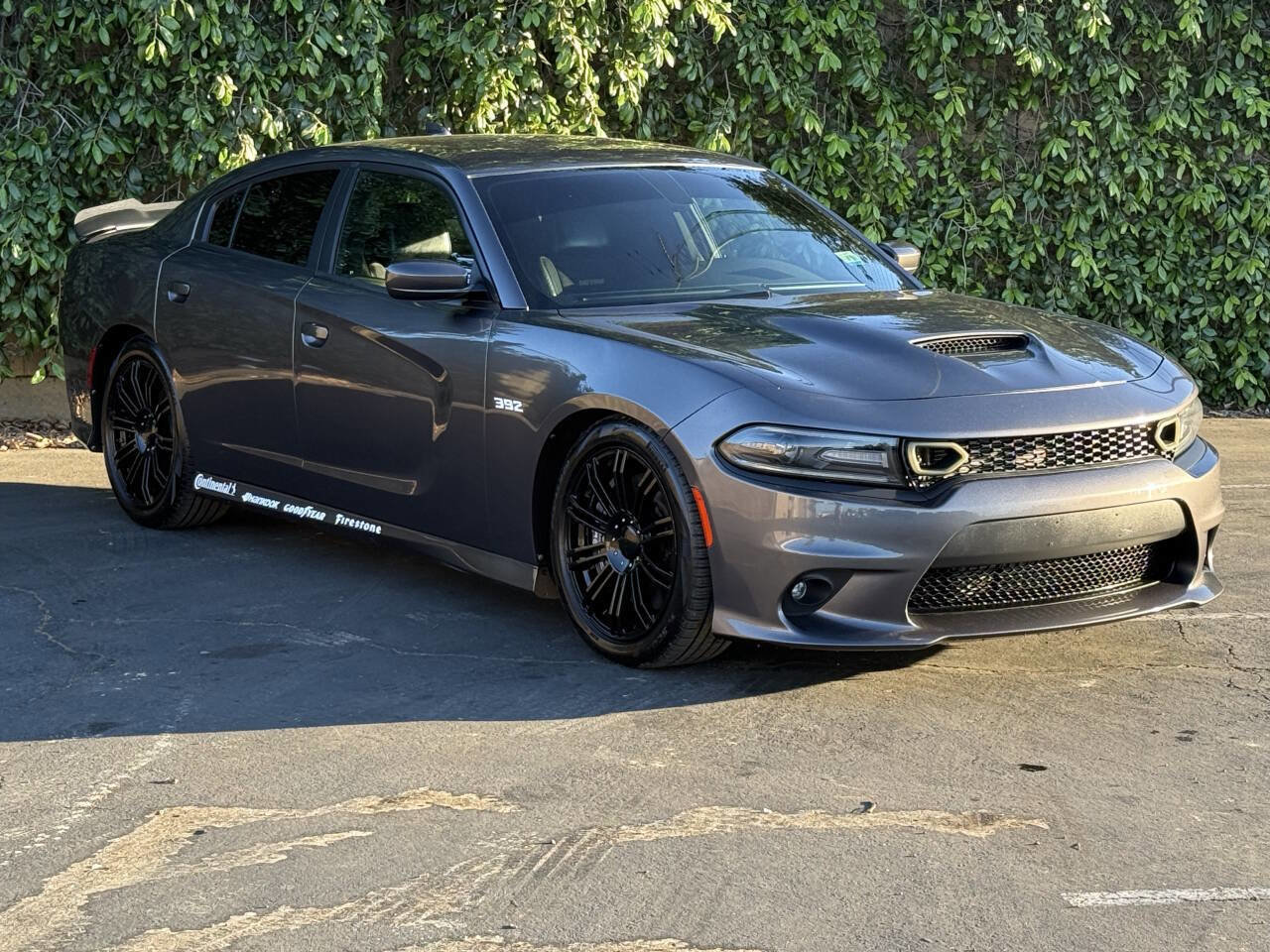 Used 2017 Dodge Charger R/T RWD image 2