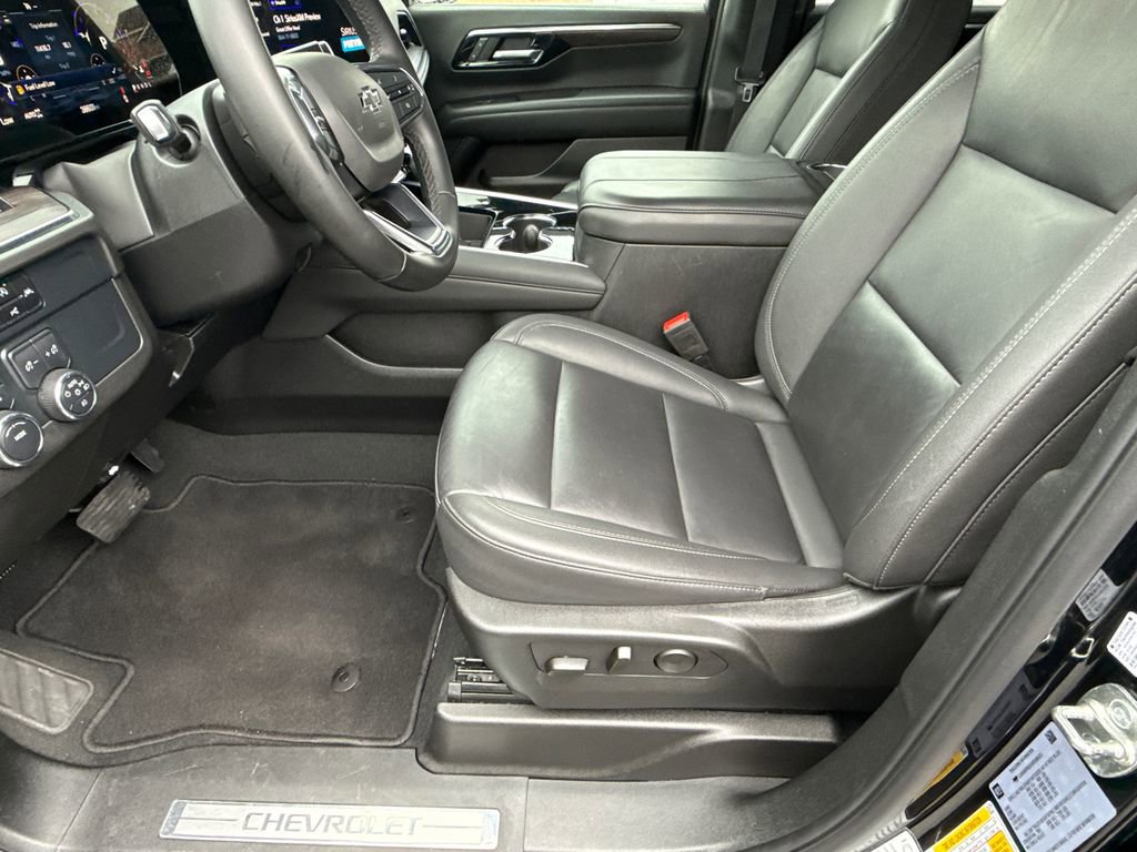 Certified 2025 Chevrolet Tahoe Z71 image 9