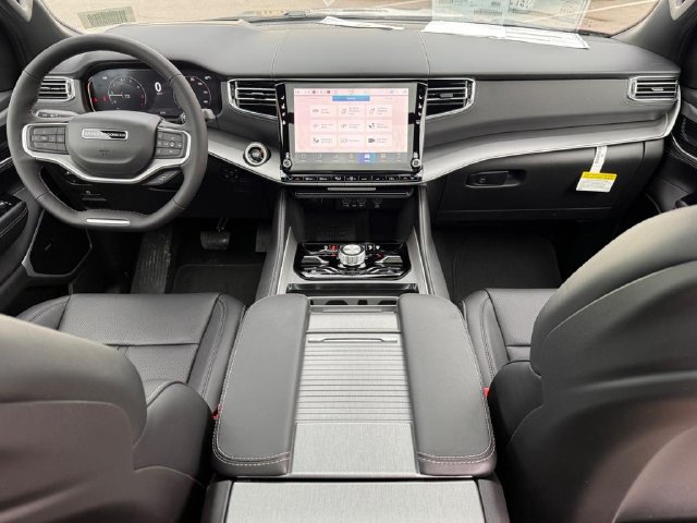 New 2026 Jeep Grand Wagoneer Limited AWD/4WD image 16