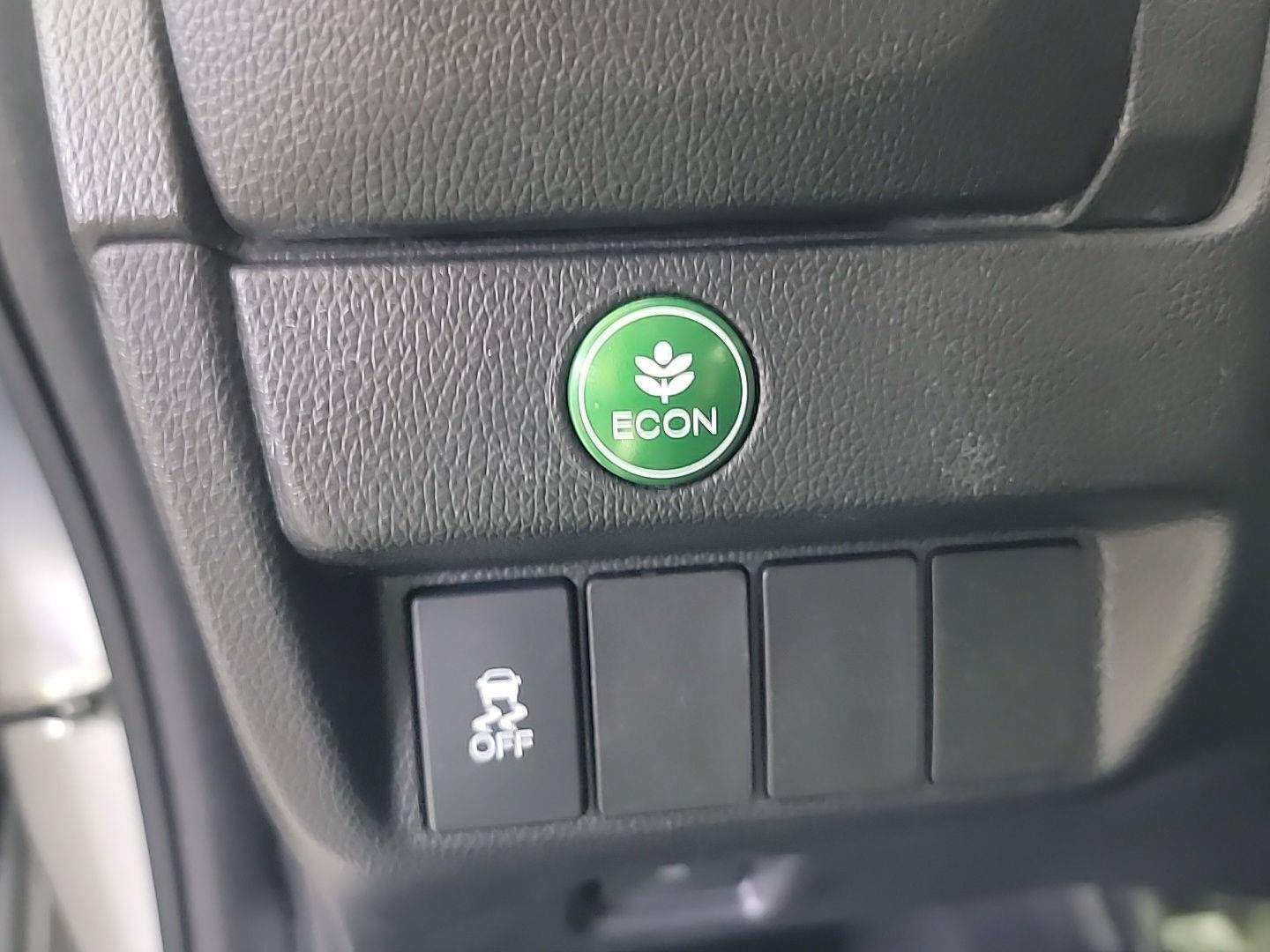 Used 2020 Honda Fit LX image 33