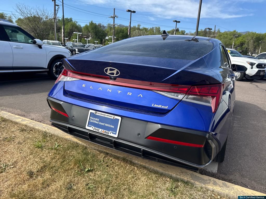 Used 2024 Hyundai Elantra Limited FWD image 16