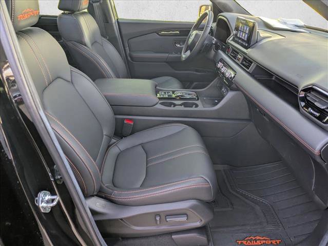 Certified 2025 Honda Pilot TrailSport image 21