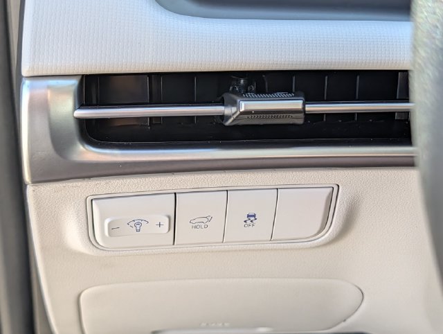 Used 2025 Hyundai Tucson SEL FWD image 22
