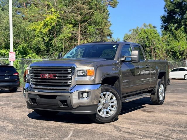 Used 2015 GMC Sierra 2500 SLE w/ SLE Preferred Package AWD/4WD image 2