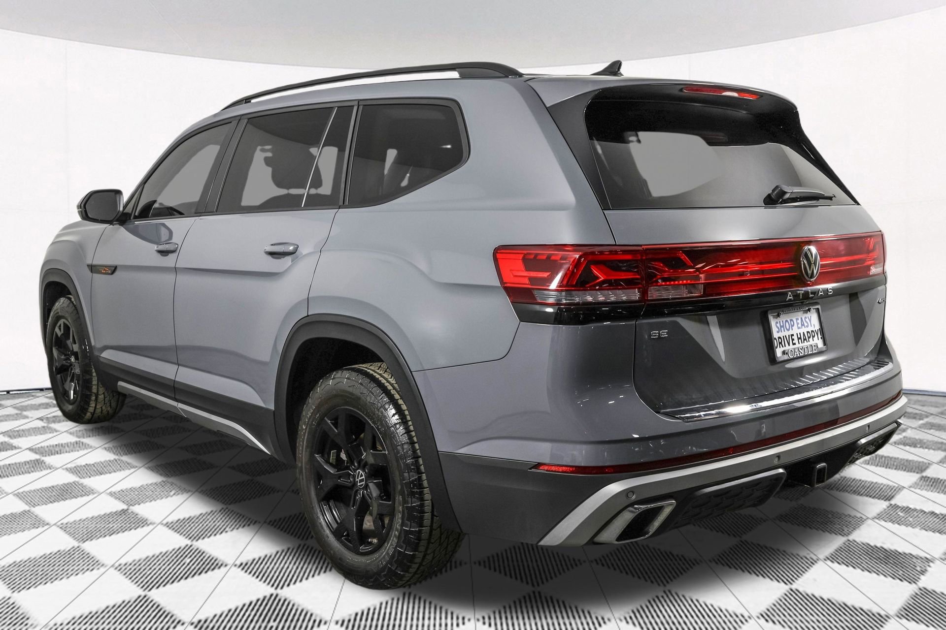 Used 2024 Volkswagen Atlas Peak Edition SE image 20