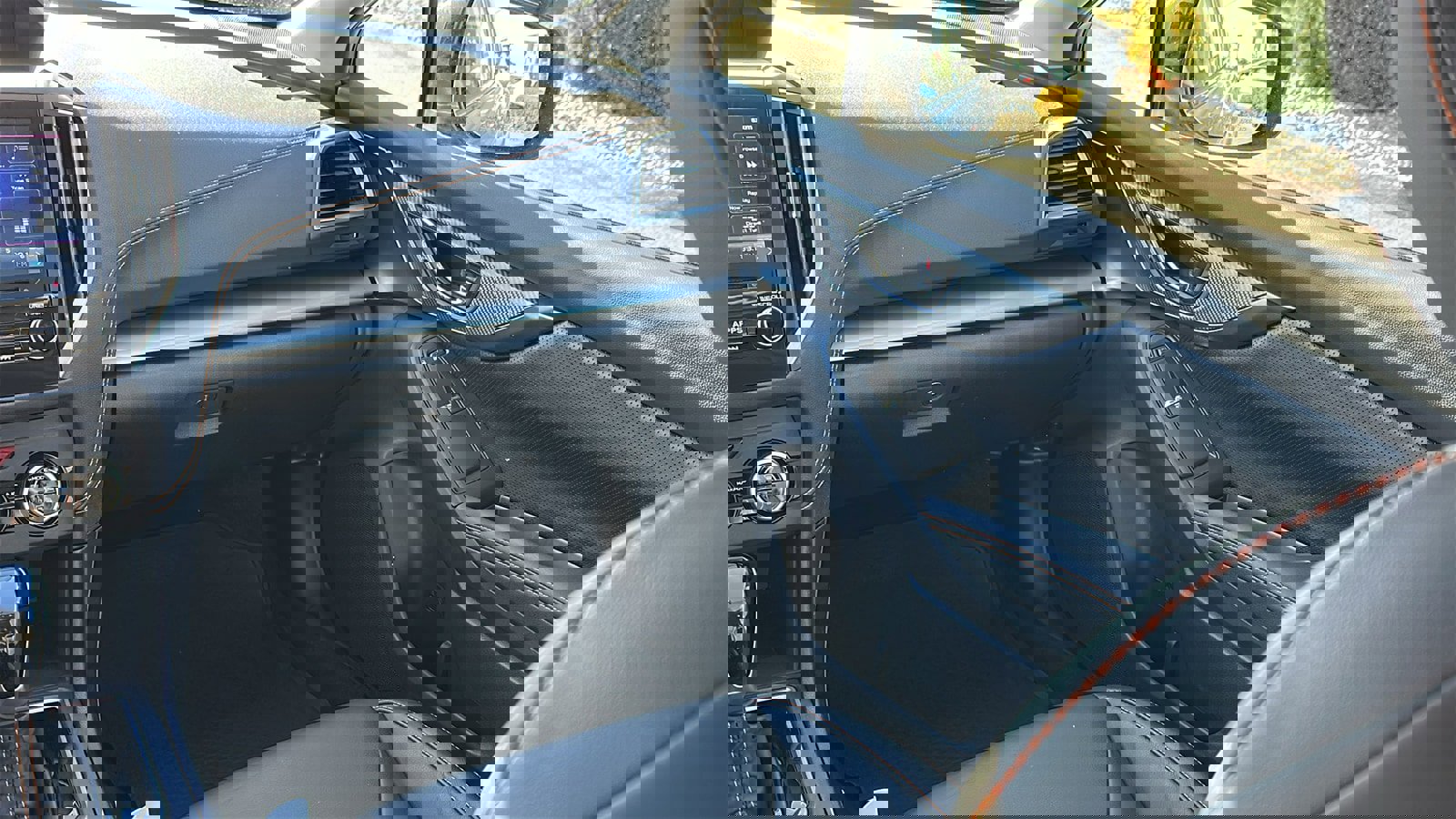 Used 2023 Subaru Crosstrek 2.5i Limited w/ Moonroof Package image 23