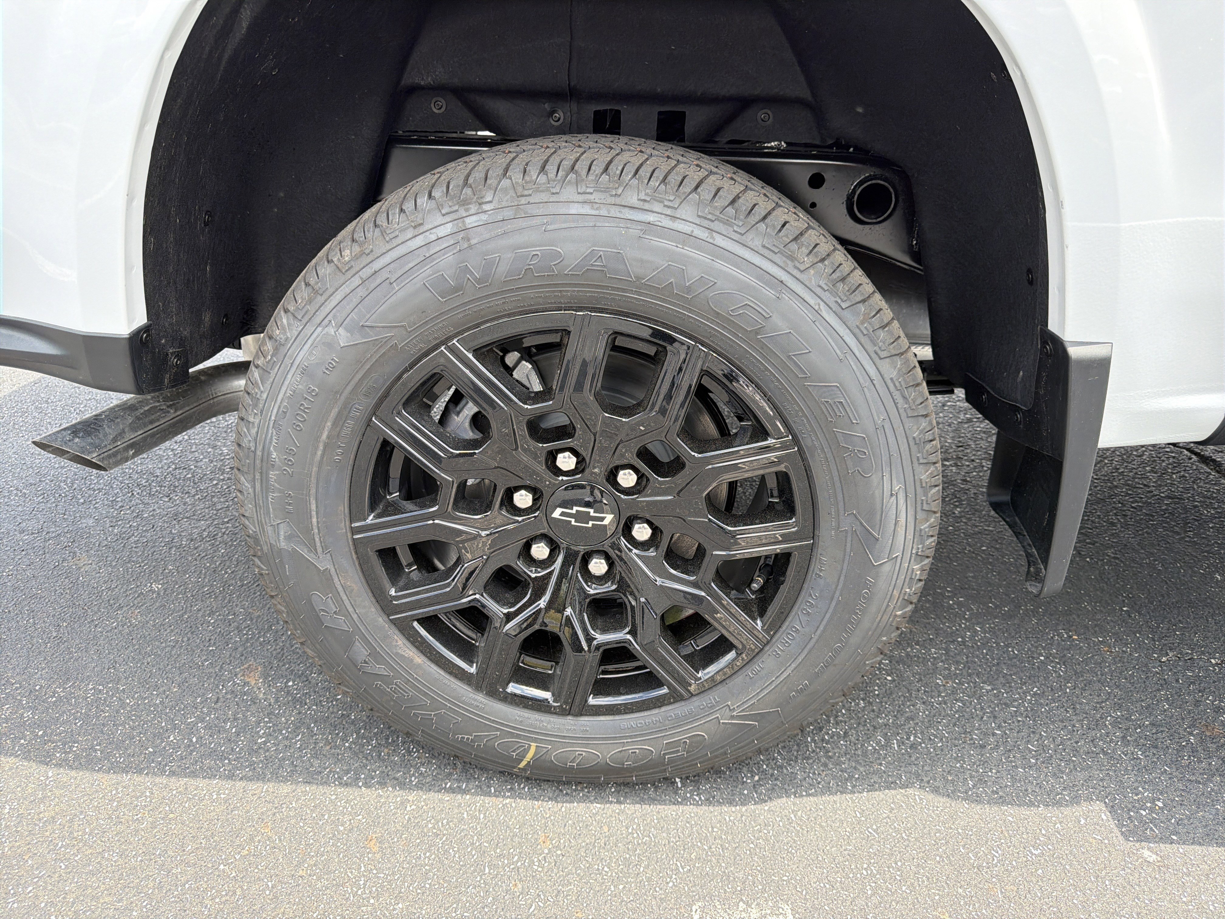 New 2026 Chevrolet Colorado W/T AWD/4WD image 17