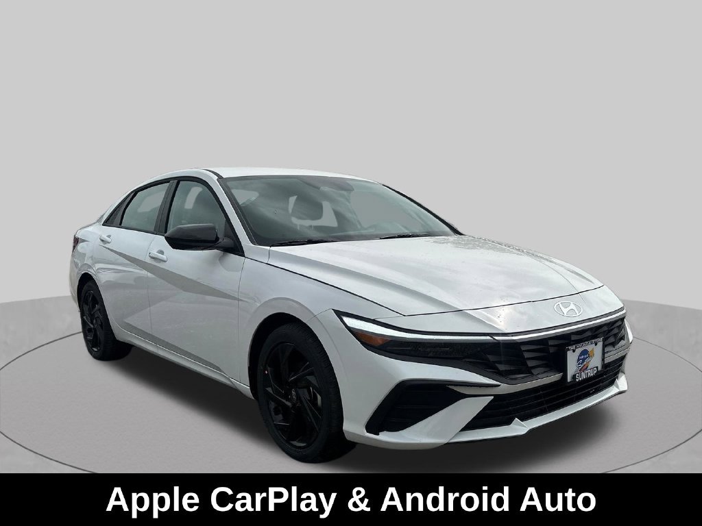 Used 2026 Hyundai Elantra Sport FWD image 8