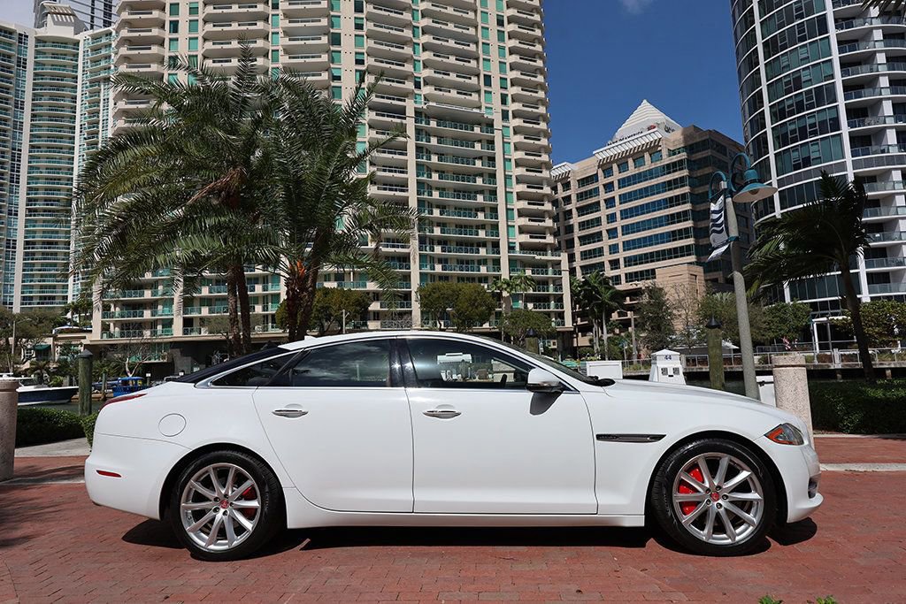 Used 2014 Jaguar XJ AWD image 4