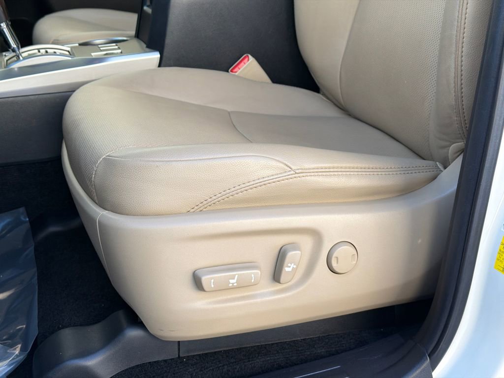 Used 2023 Toyota 4Runner Limited image 17