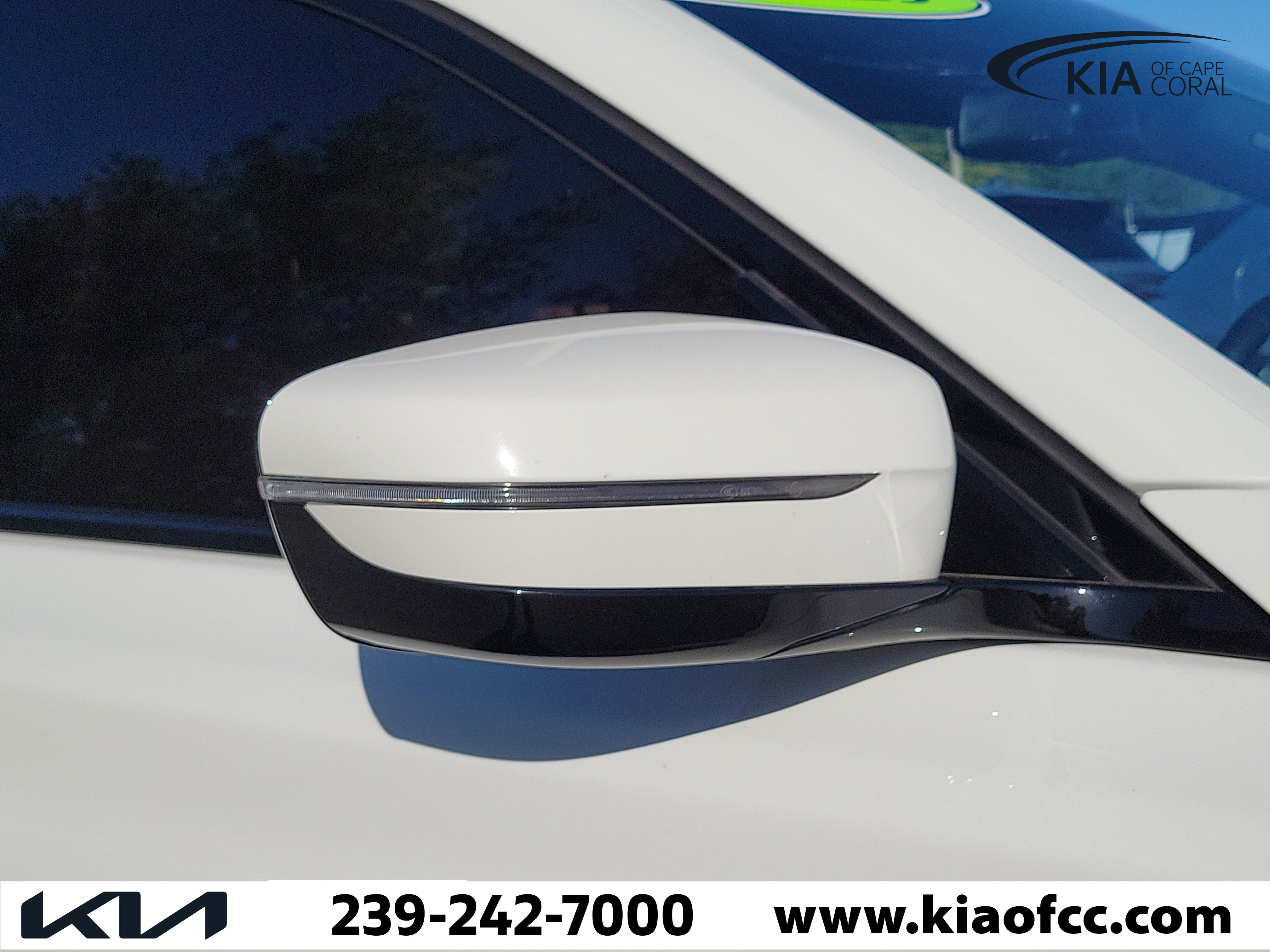 Used 2019 BMW 740i xDrive w/ Executive Package image 8