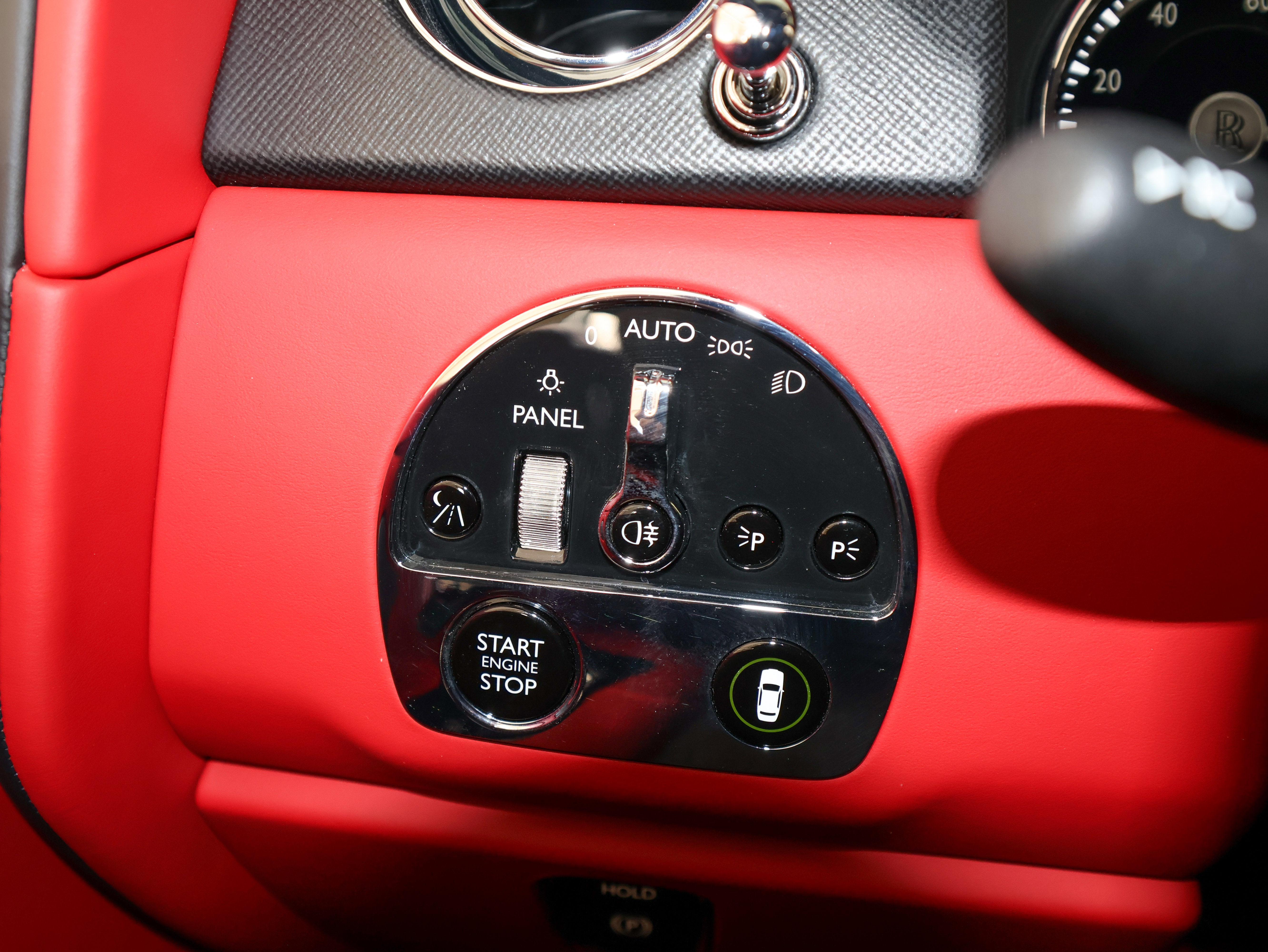 Used 2023 Rolls-Royce Cullinan image 49