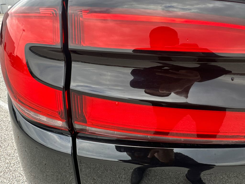 Used 2024 Chrysler Pacifica Touring-L image 38