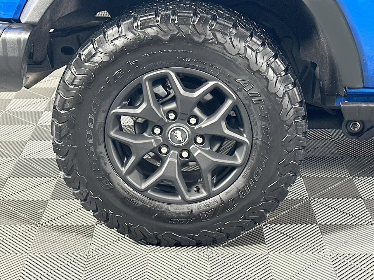 Used 2025 Ford Bronco Badlands image 26