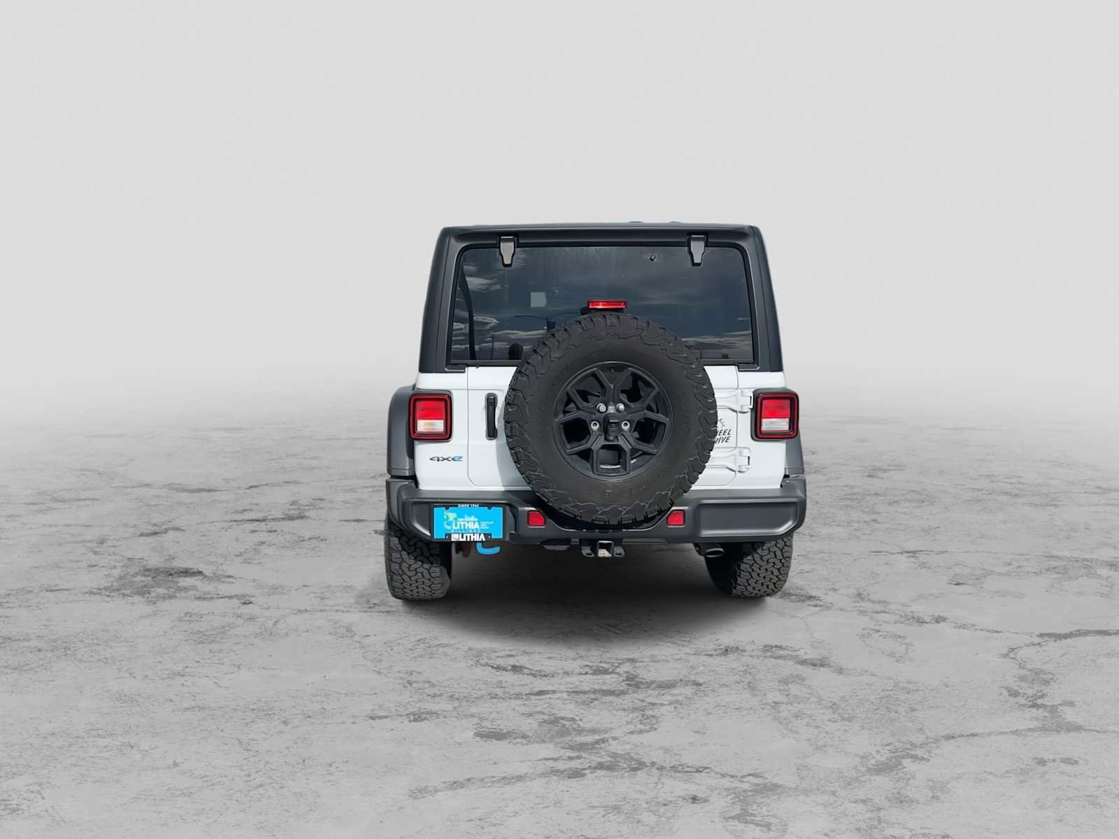 Used 2024 Jeep Wrangler Willys image 7